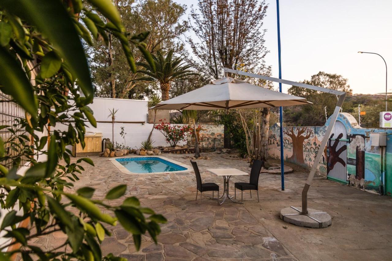 Back2Roots Backpackers Hostel Windhoek Exterior foto